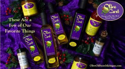 Who on your list wouldn't love a yummy gourmet gift from Olive Cart this holiday season?