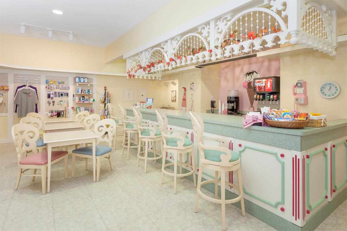 Bistro/Ice Cream Shop