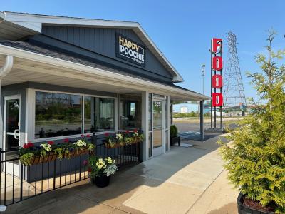 Main St. entrance and FOOD sign!