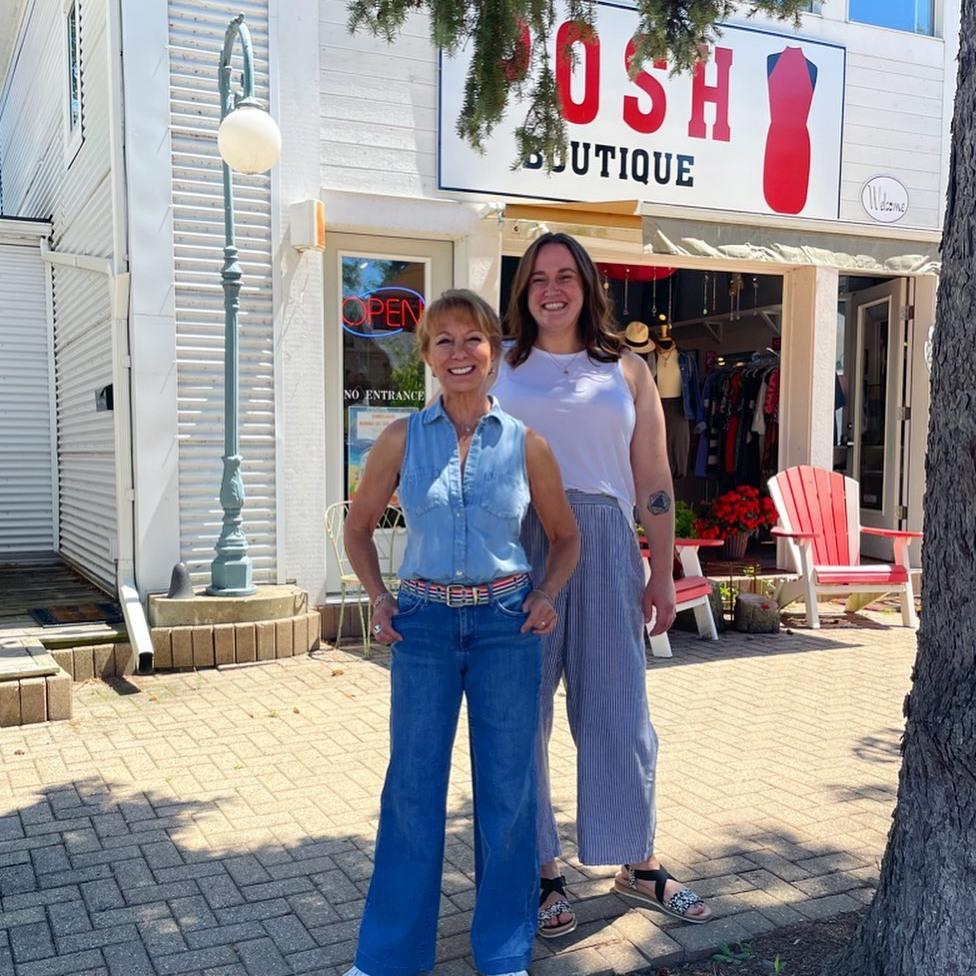 Posh Boutique (Posh Upscale LLC) Logo